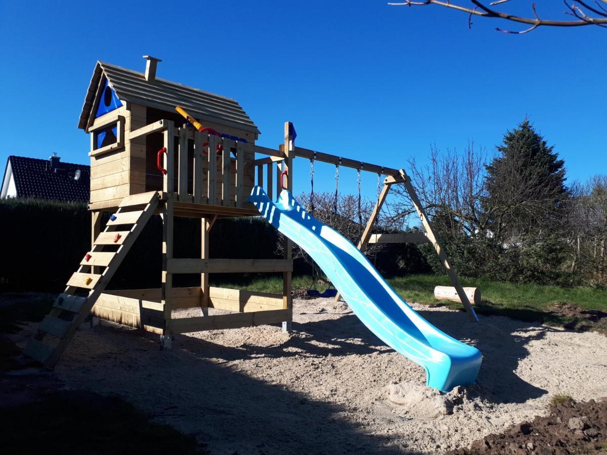 Villa Strandraeuber Zudar Exteriör bild